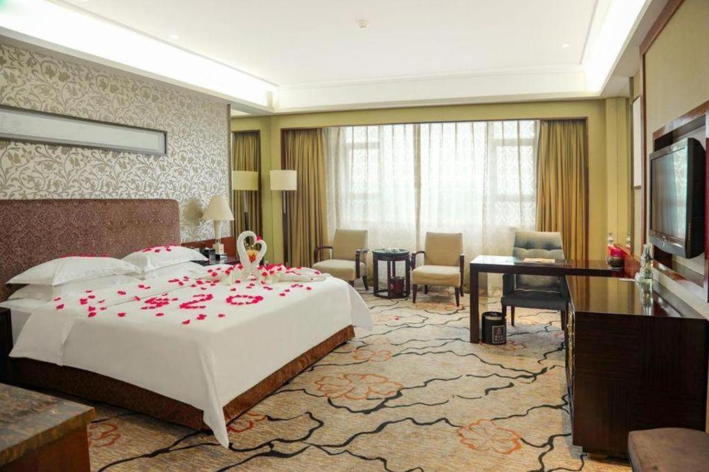 Eurasia International Hotel Dongguan  Esterno foto
